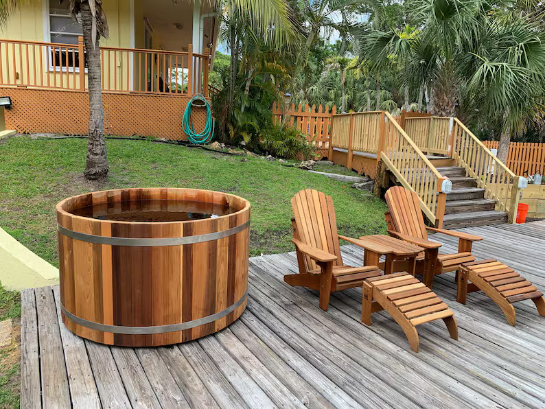 Western Red Cedar Hot Tub!