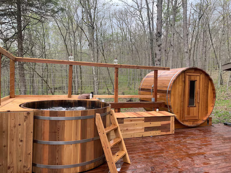 Western Red Cedar Hot Tub!